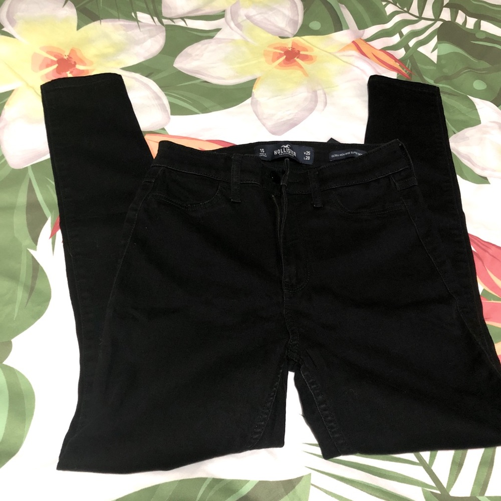 Hollister skinny jeans
